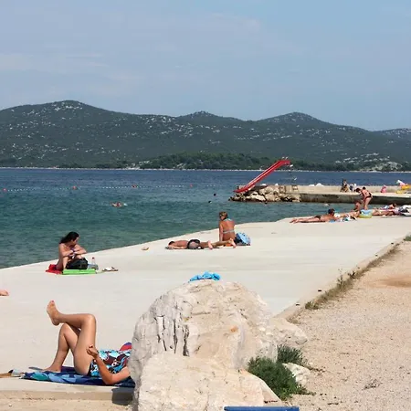 Apartment By The Sea Jezera, Murter - 5057 Jezera