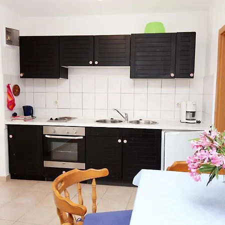 By The Sea Jezera, Murter - 5057 Apartment