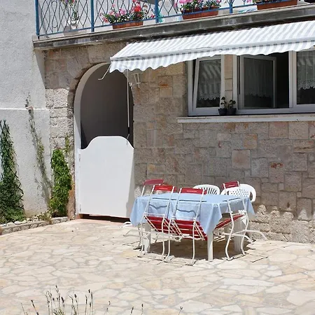 By The Sea Jezera, Murter - 5057