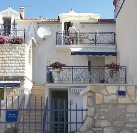 By The Sea Jezera, Murter - 5057 Apartment *