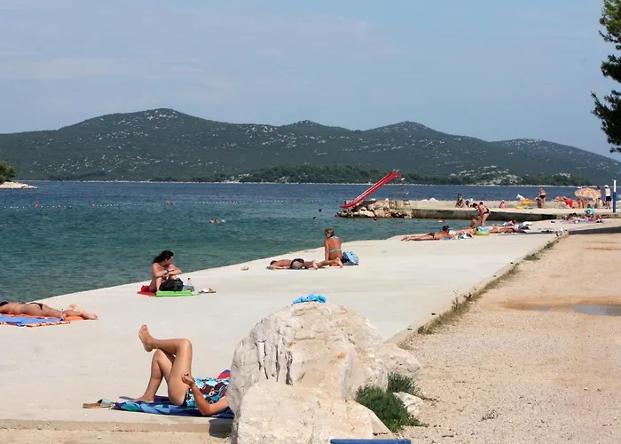 Apartman By The Sea Jezera, Murter - 5057 Jezera