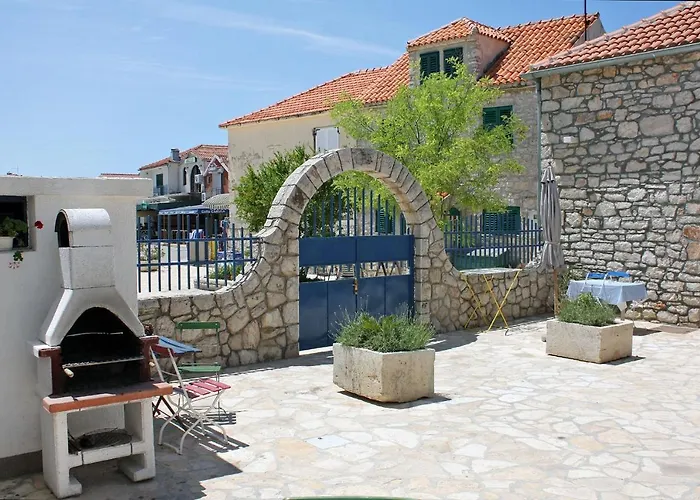 By The Sea Jezera, Murter - 5057